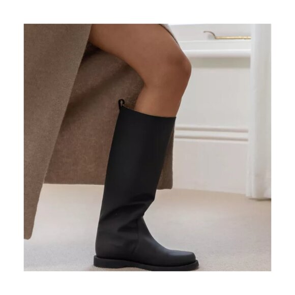 Dear Frances Otto boot - Picture 2 of 8